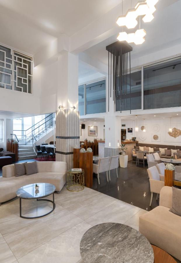 Hotel Ntinas Tríkala Buitenkant foto