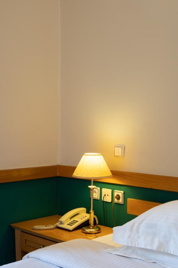 Hotel Ntinas Tríkala Buitenkant foto